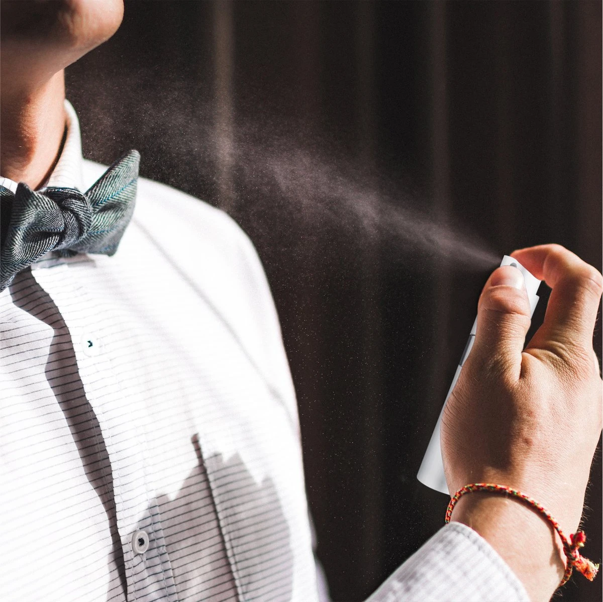 Scenty - Parfum Verstuiver Navulbaar - Mini Parfum Flesje - Reisflesje - Zilver 3 Scenty - Parfum Verstuiver Navulbaar - Mini Parfum Flesje - Reisflesje - Zilver - Afbeelding 3