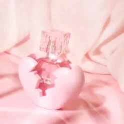 Ariana Grande Thank U Next - 30 Ml - Eau De Parfum Spray - Damesparfum -Parfum Winkel 1200x1200 99