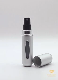Parfum2go® Essentials 5 Ml Parfumverstuivers 13 Kleuren. Zilver Grijs 13 Parfum2go® Essentials 5 Ml Parfumverstuivers 13 Kleuren. Zilver Grijs -Parfum Winkel 879x1200 2